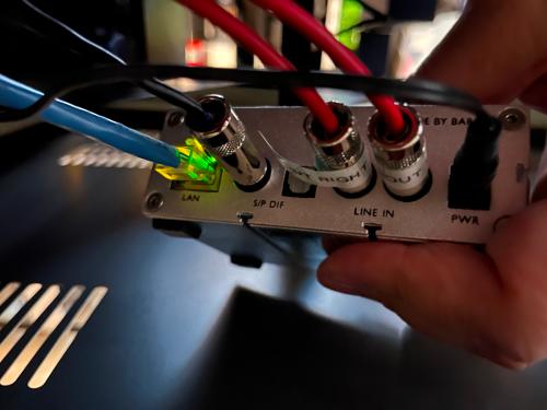 RCA Plugs Back of BARIX