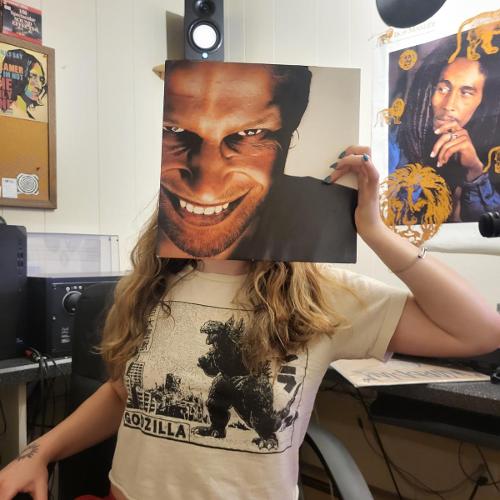 bb535c59 ecdb 4a28 8ddf 93baa5971bf0 1 all 1116